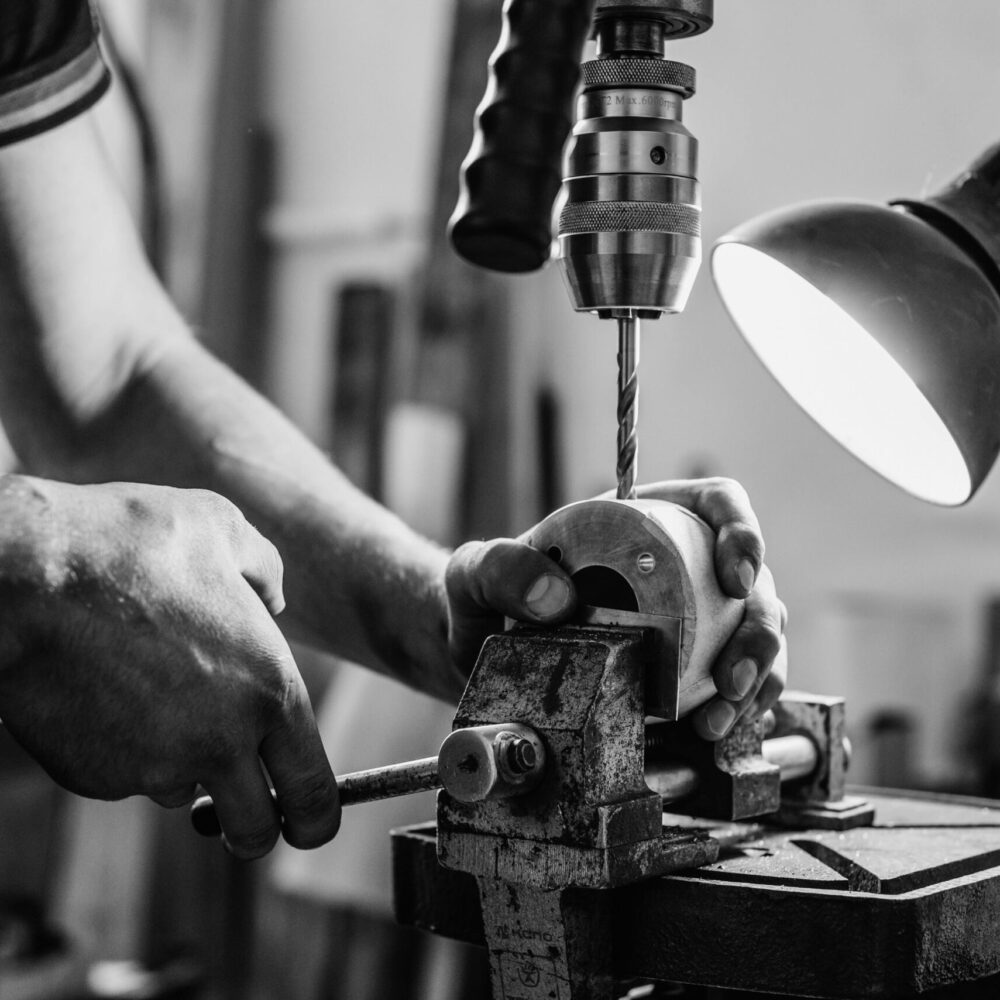 Penggunaan Machine Taps Bit